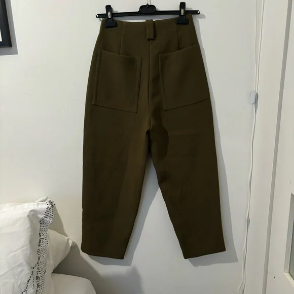 NEW FRANK & OAK BARREL LEG PANTS - Picture 4 of 9
